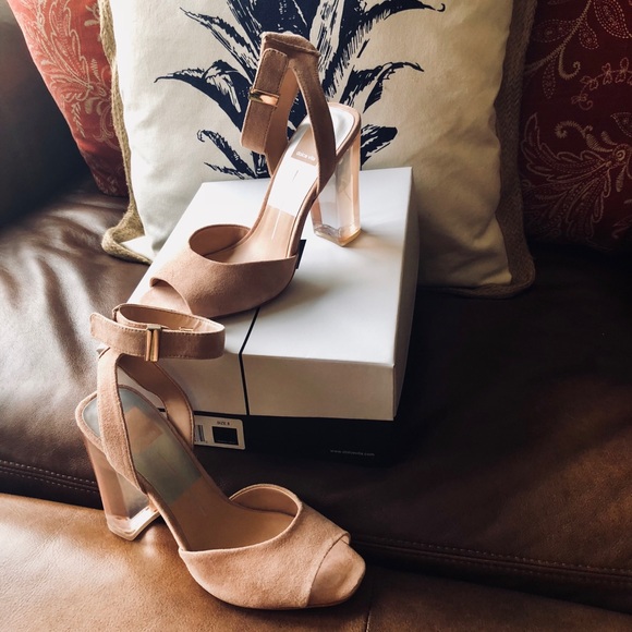 ✨HP✨{Dolce Vita} Suede Heels - Picture 6 of 8
